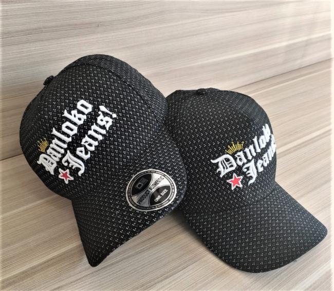 Boné Americano brim leve Bordado alto relevo